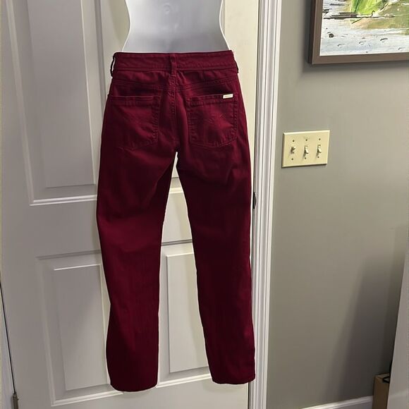 White House Black Market Maroon Slim Leg Blanc Jeans- 4R - Picture 4 of 15